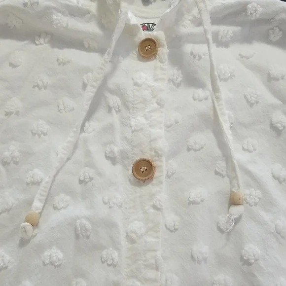 Produce Company - Off-White Textured Button Up Jacket - Picture 4 of 12